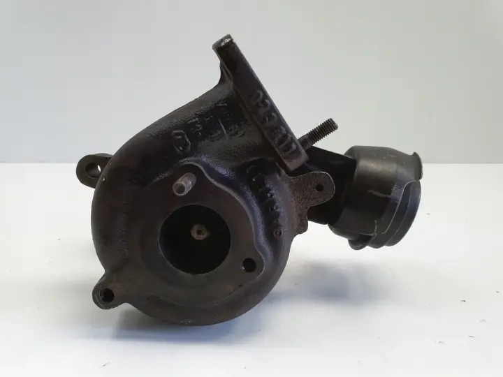 Audi A4 B6 1.9 TDI TURBOSPRĘŻARKA turbo 028145702H AVB 101KM