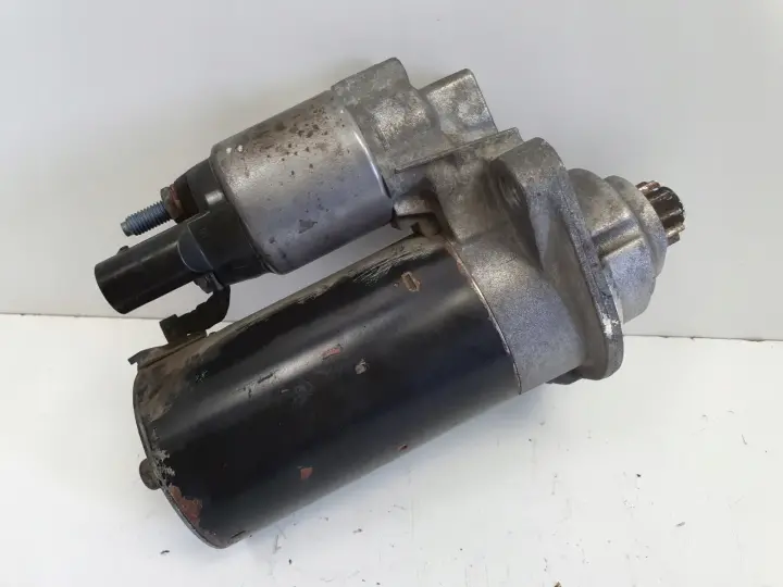 VW Touran 1.9 TDI ROZRUSZNIK bosch 0001123012