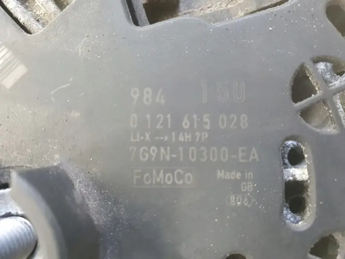 Volvo V50 2.0 D ALTERNATOR bosch 0121615028