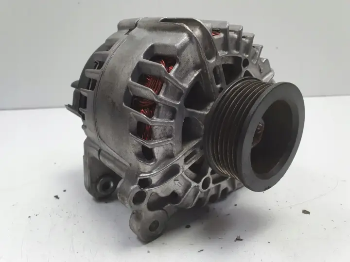 Volvo S80 V70 II 2.5 TDI ALTERNATOR Valeo