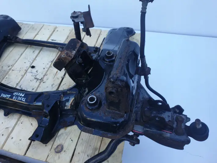 Toyota Supra 3.0 PRZEDNIE SANKI BELKA POD SILNIK