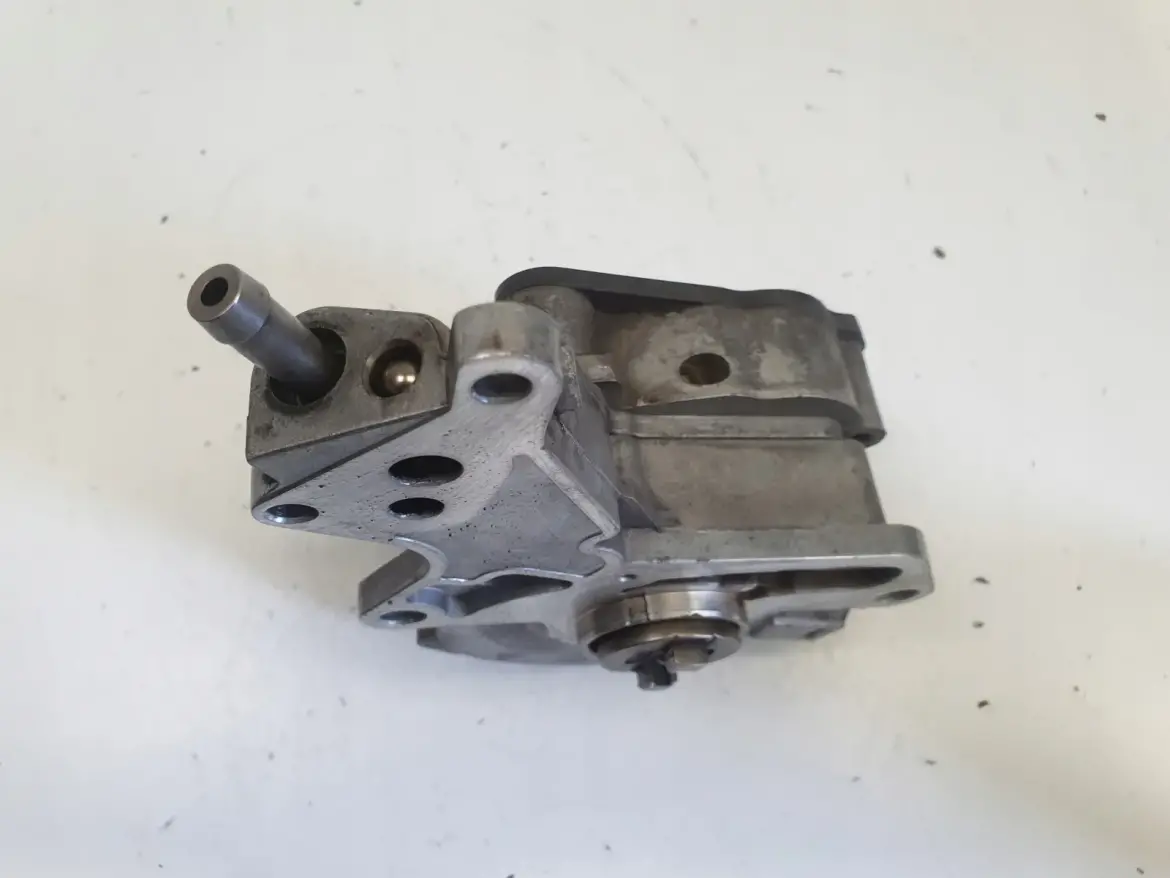 Audi A4 B5 B6 B7 A6 C5 1.9 TDI POMPA VACUM wakum 038145209N