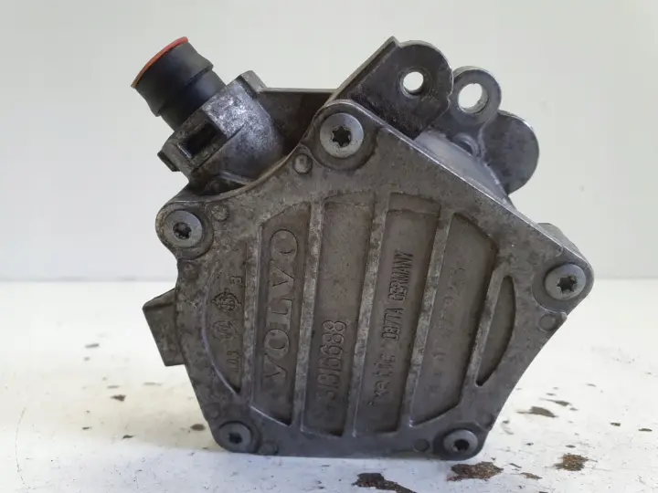 Volvo V70 III XC70 II lift 2.0D D4 POMPA VACUM wakum 31316688