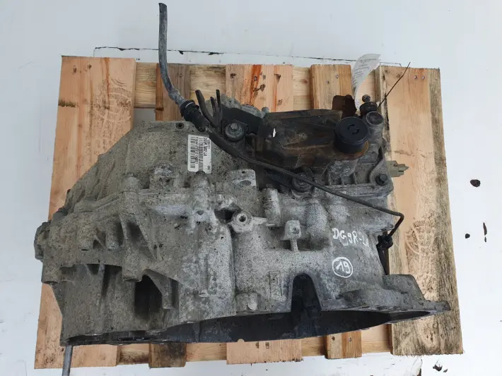 Volvo S60 II V60 2.0 D3 SKRZYNIA BIEGÓW manualna DG9R-7002-LA 1285121