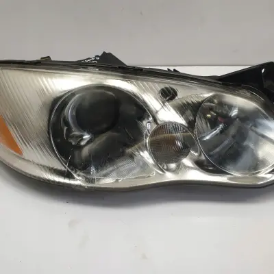 Mazda Xedos 9 Milenia PRZEDNIA LAMPA PRAWA przód