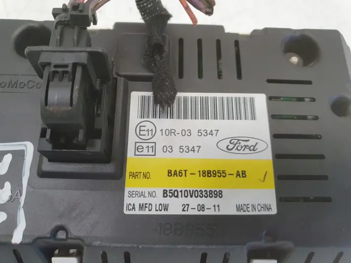 Ford Fiesta MK7 WYŚWIETLACZ RADIA Ekran monitor BA6T-18B955-AB
