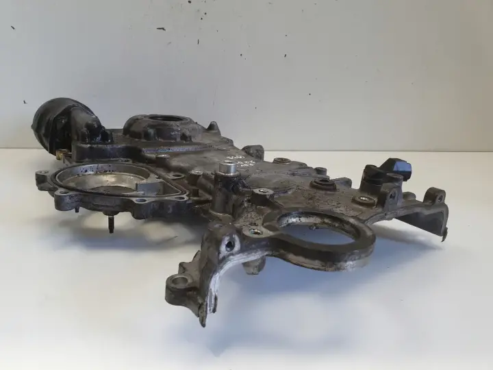 Toyota RAV4 RAV-4 III 2.2 D4D OBUDOWA ROZRZĄDU pokrywa