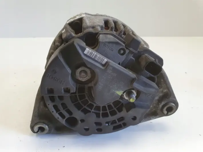 Opel Corsa D 1.2 16V ALTERNATOR 100A ZY 0124325171 bosch