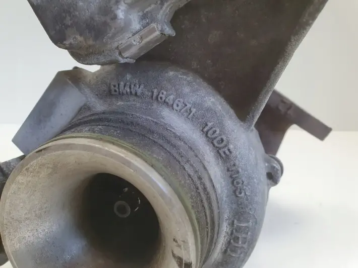 BMW F30 F31 2.0 D TURBOSPRĘŻARKA turbo 8518204
