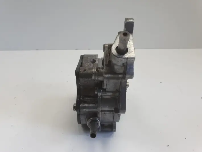 Seat Leon Altea Toledo Ibiza 1.9 TDI POMPA VACUM wakum 038145209A