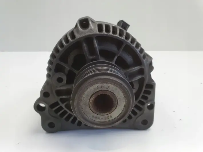 VW Golf III 1.6 ALTERNATOR 028903025H bosch 70A