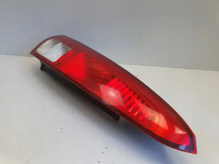 Ford Fusion 05-12r LIFT TYLNIA LAMPA LEWA LEWY TYŁ kierowcy