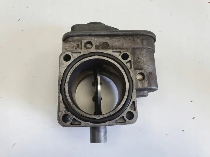 VW Golf IV 1.9 SDI PRZEPUSTNICA 038128063A