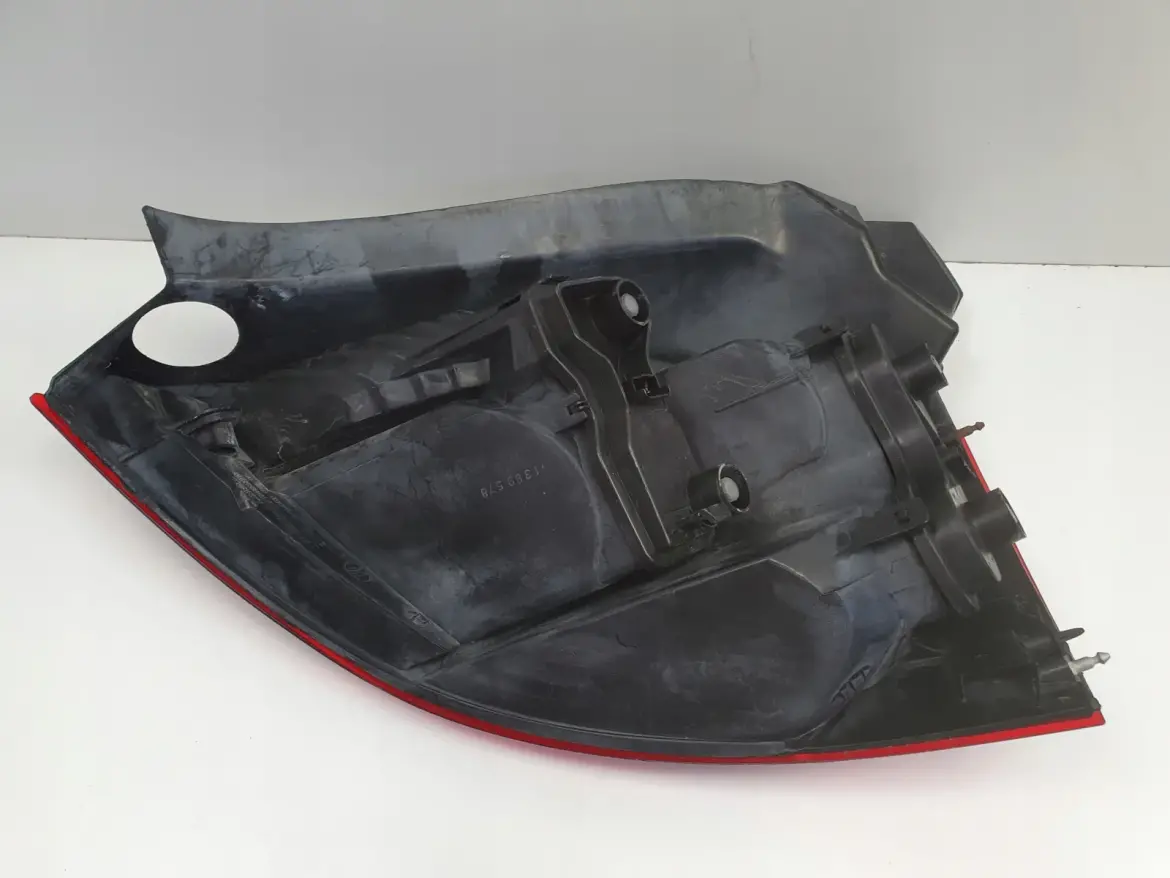 Renault Megane II HB 02-05r TYLNA LAMPA LEWA lewy tył kierowcy