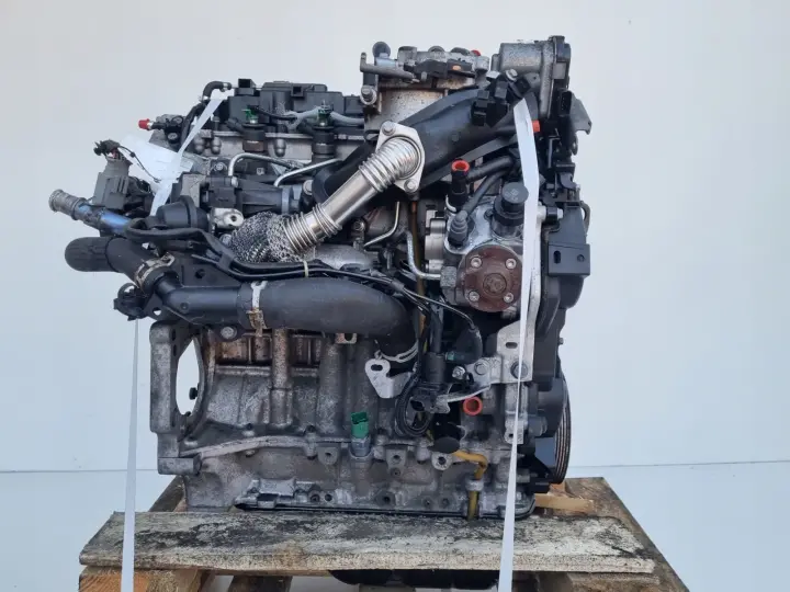 SILNIK KOMPLET Peugeot 5008 1.6 HDI eHDI 112KM 137tyś 9H05 9HR