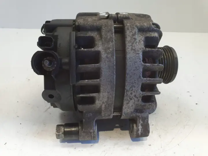 Citroen Jumpy II 1.6 HDI ALTERNATOR valeo 9678048880 TG15S205