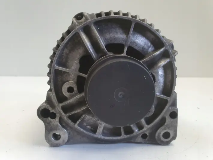 VW Passat B5 1.9 TDI ALTERNATOR bosch 0123515003 120A