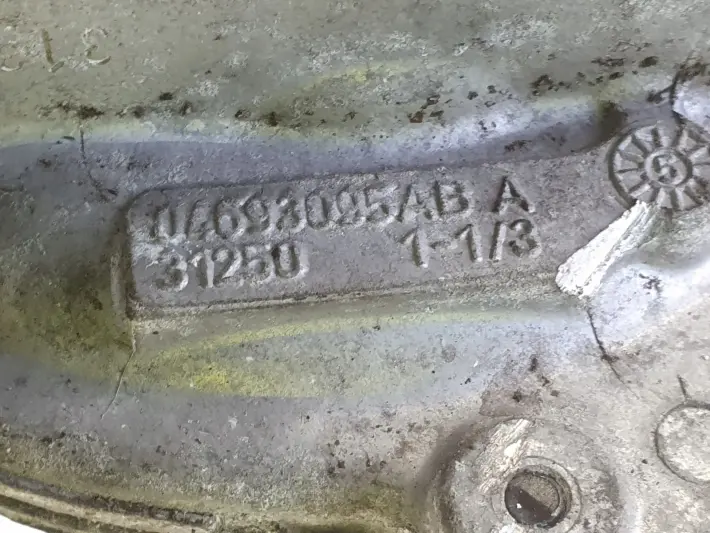 Mini One R50 R53 1.6 16V POMPA WODY 04693095AB