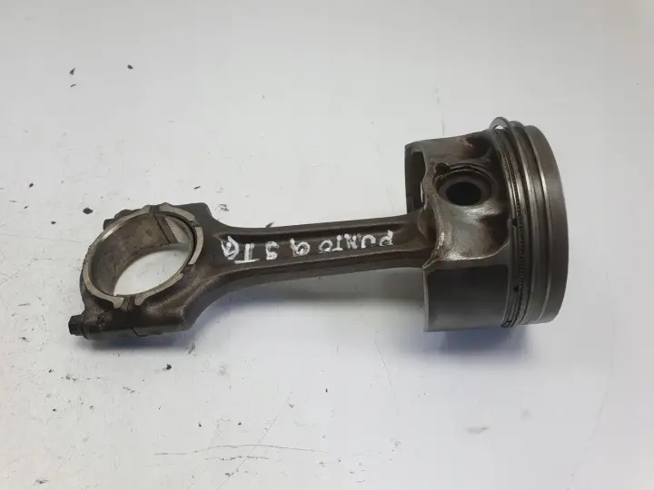 Fiat Punto 0.9 T TwinAir TŁOK KORBOWÓD