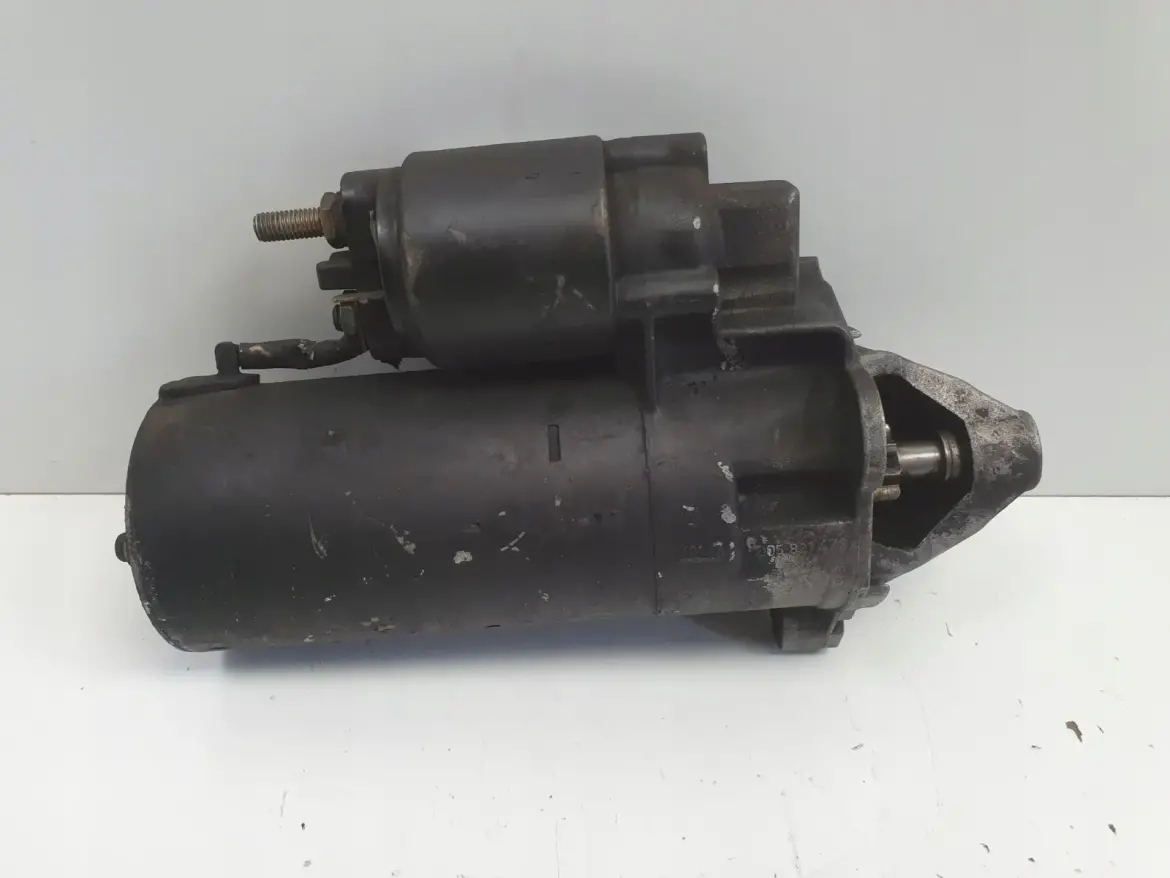 VW Passat B5 1.9 TDI ROZRUSZNIK bosch 0001110106