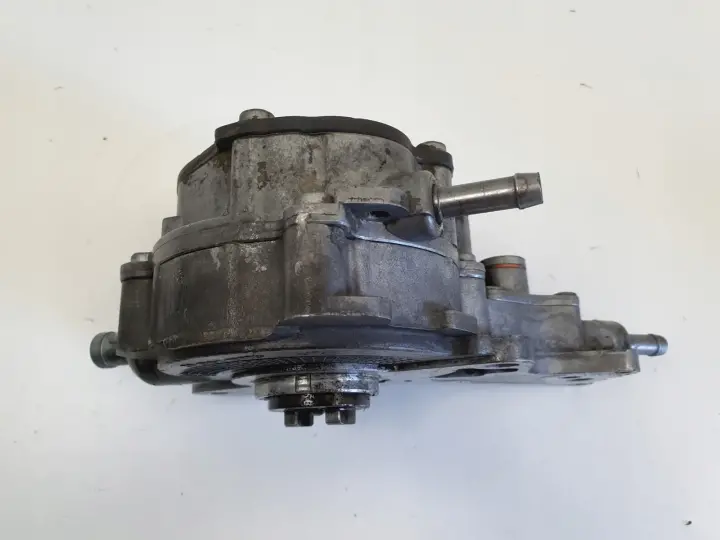 VW Touran Jetta Golf Polo 1.9 TDI POMPA VACUM wakum 038145209A