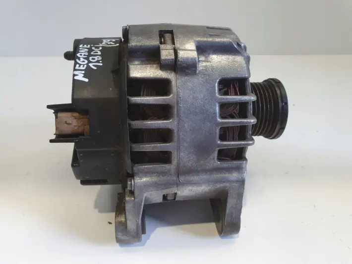 Renault Laguna II 1.9 DCI ALTERNATOR 8200162474 valeo 125A