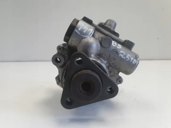 Audi A6 C5 2.5 TDI V6 POMPA WSPOMAGANIA 3B0422154K