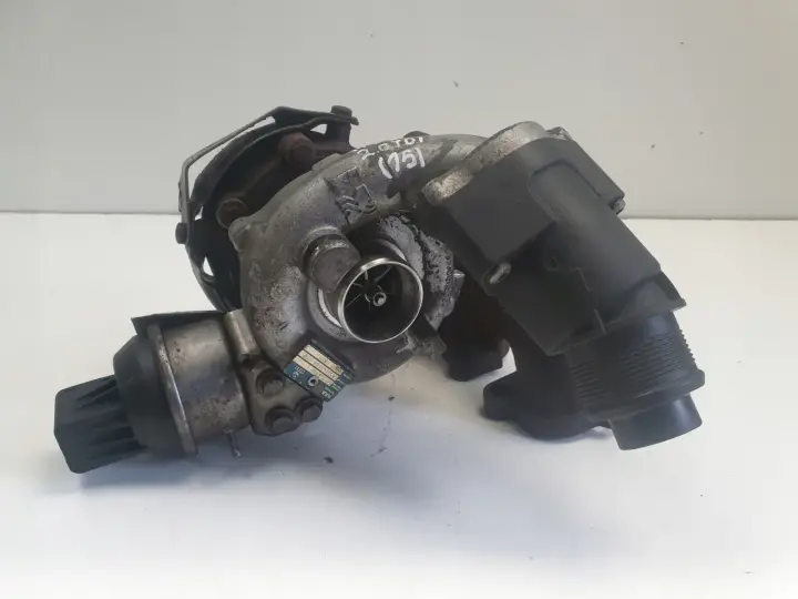Audi A3 8P 2.0 TDI TURBOSPRĘŻARKA 03L253016F