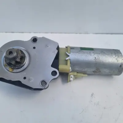 Volvo VOLVO V60 I S60 II XC60 I PRAWY SILNICZEK FOTELA 198388-103