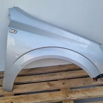 Opel Astra III H HTB sedan kombi 04-09r PRZEDNI BŁOTNIK PRAWY pasażera Z2UA