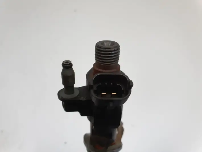 Volvo S60 II V60 II 2.0 D3 WTRYSKIWACZ wtrysk 0445116046
