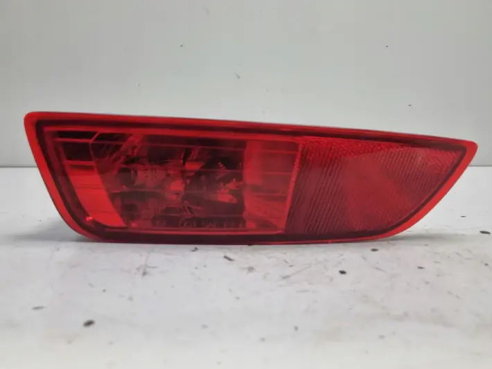 Volvo XC60 LAMPA PRZECIWMGIELNA ŚWIATŁO PRZECIWMGIELNE 89074901