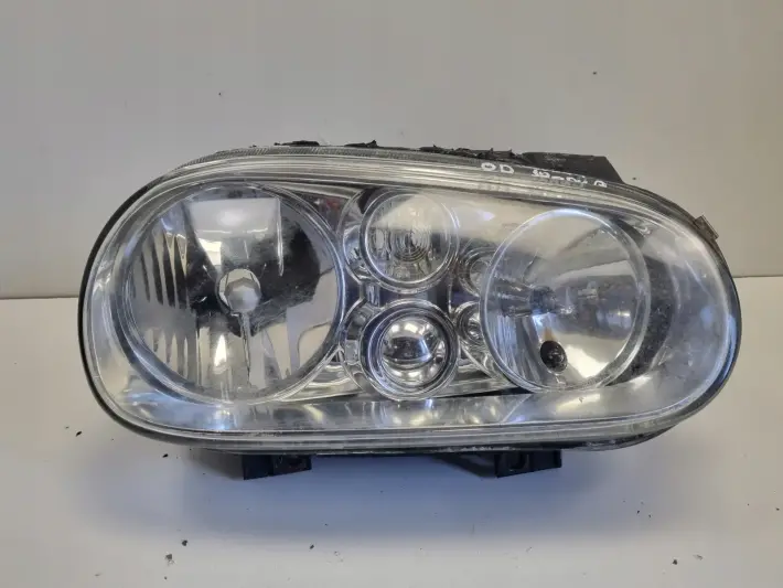 VW Golf IV 97-03r PRZEDNIA LAMPA PRAWA prawy przód ANGLIK