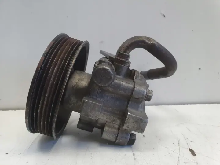 Hyundai Trajet 2.0 CRDI POMPA WSPOMAGANIA