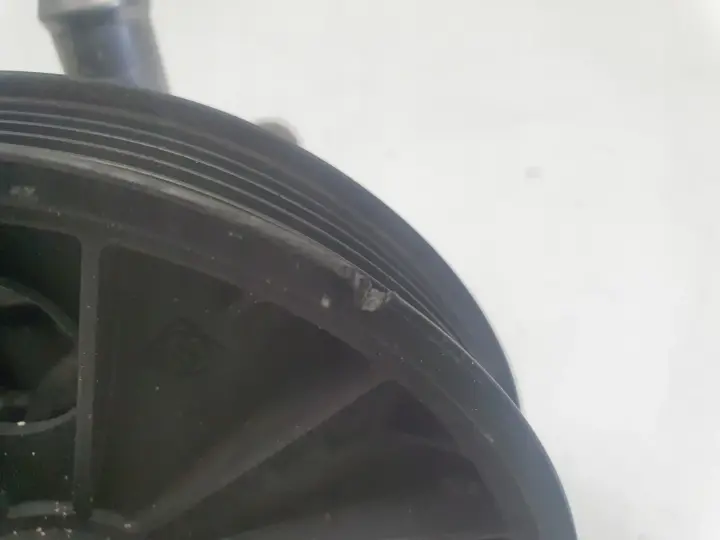 Volvo C70 S70 V70 2.4 B POMPA WSPOMAGANIA oryginał 30741121