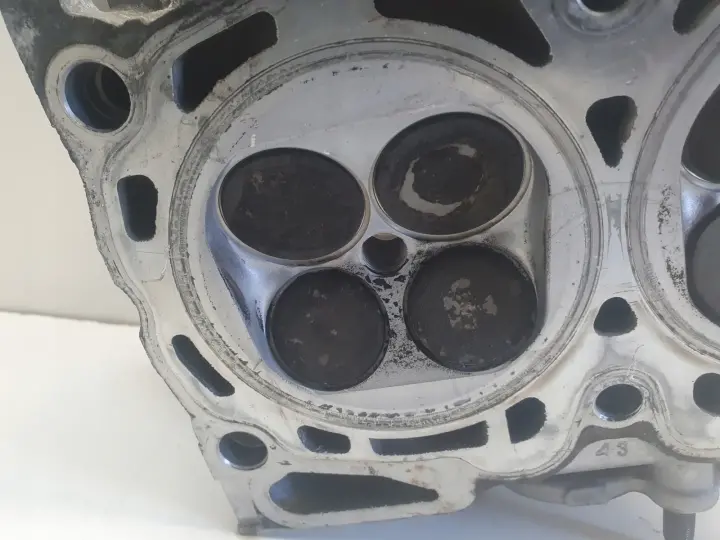 Subaru Legacy IV 2.0 B EJ204 PRAWA GŁOWICA CYLINDRÓW D20 zmienna faza