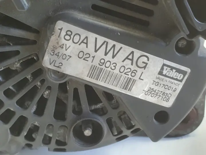 VW Golf V 2.0 TDI ALTERNATOR 021903026L 180A valeo