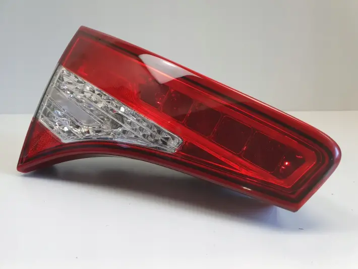 Kia Optima III 10-15r TYLNIA TYLNA LAMPA LEWA lewy tył 92403-2T