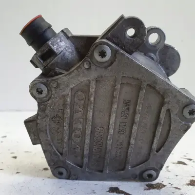 Volvo V70 III XC70 II lift 2.0D D4 POMPA VACUM wakum 31316688