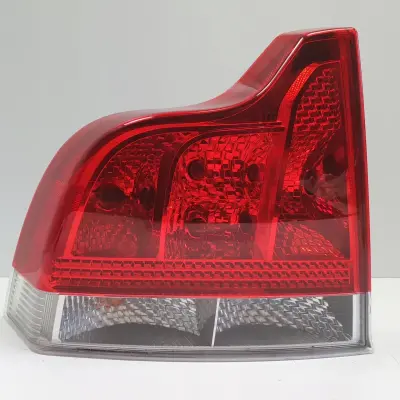 VOLVO S60 I LIFT 04-10r TYLNIA LAMPA LEWA LEWY TYŁ
