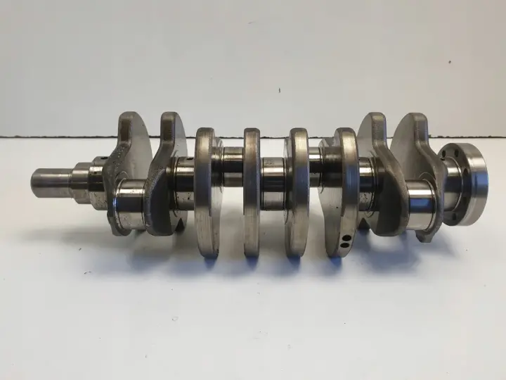 Opel Corsa D 1.3 CDTI WAŁ KORBOWY