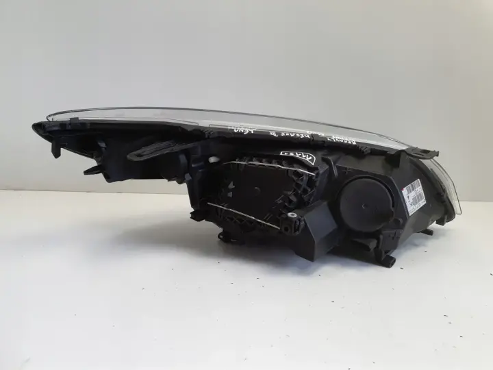 Renault Megane III 12-16r PRZEDNIA LAMPA LEWA lewy przód 260607305R