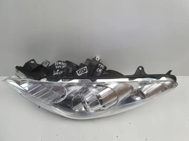 Peugeot 307 05-08r LIFT PRZEDNIA LAMPA LEWA lewy przód