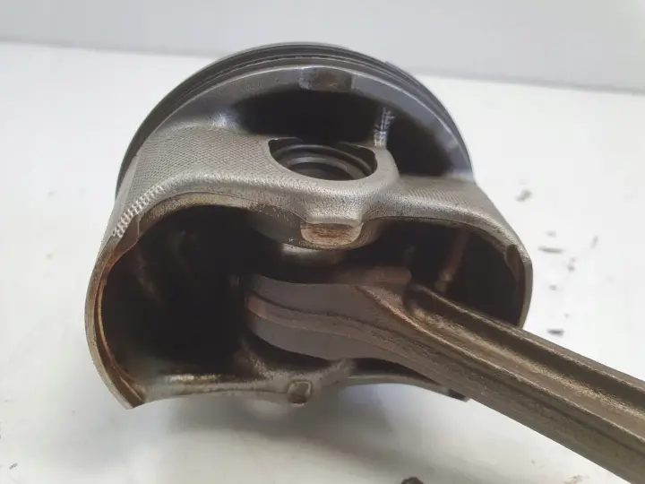 Mazda CX3 CX5 2.0 B SKYACTIVE TŁOK korbowód KS1275