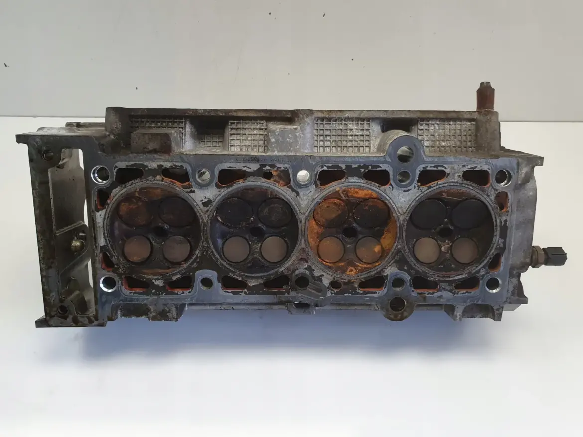 Mini Cooper R50 R53 1.6 16V GŁOWICA CYLINDRÓW 04777751AB