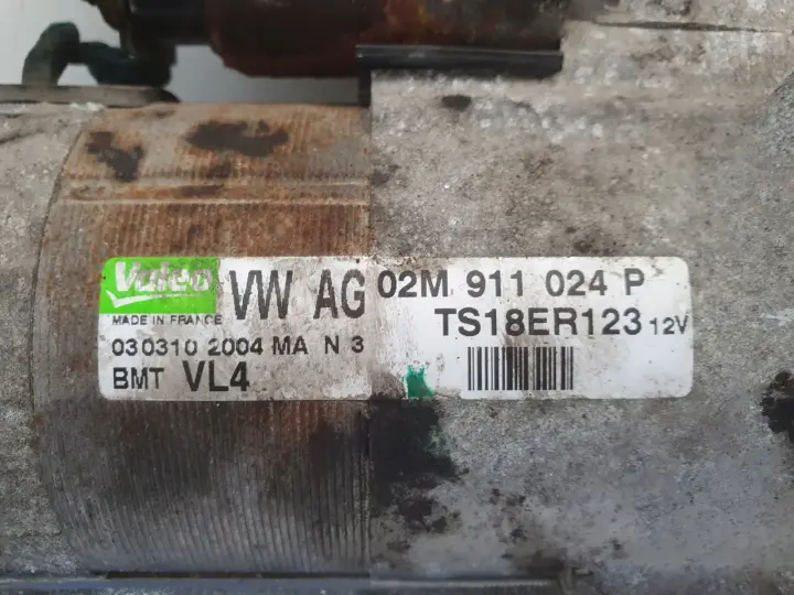 VW Passat B6 2.0 TDI ROZRUSZNIK 02M911024P valeo