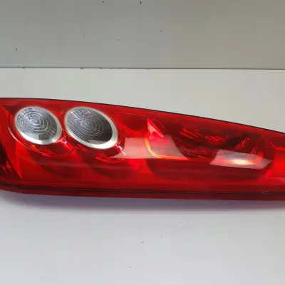 Ford Fiesta 6 MK6 lift 3D 02-08r TYLNA LAMPA LEWA lewy tył 6S61-13404-B