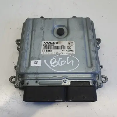 Volvo V40 II 2.0 D3 STEROWNIK SILNIKA komputer 31336983 0281018414