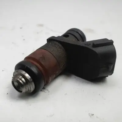 Skoda Fabia I 1.4 16V WTRYSKIWACZ wtrysk 036906031L