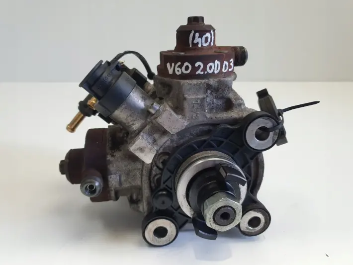 Volvo S60 II V60 2.0 D D3 POMPA WTRYSKOWA paliwa 0445010618